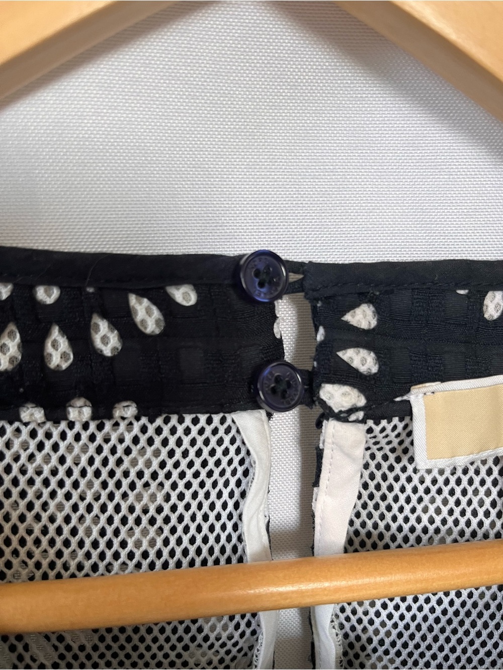 MICHAEL Michael Kors Navy and White Short-Sleeve Patterned Top - Picture 3 of 10